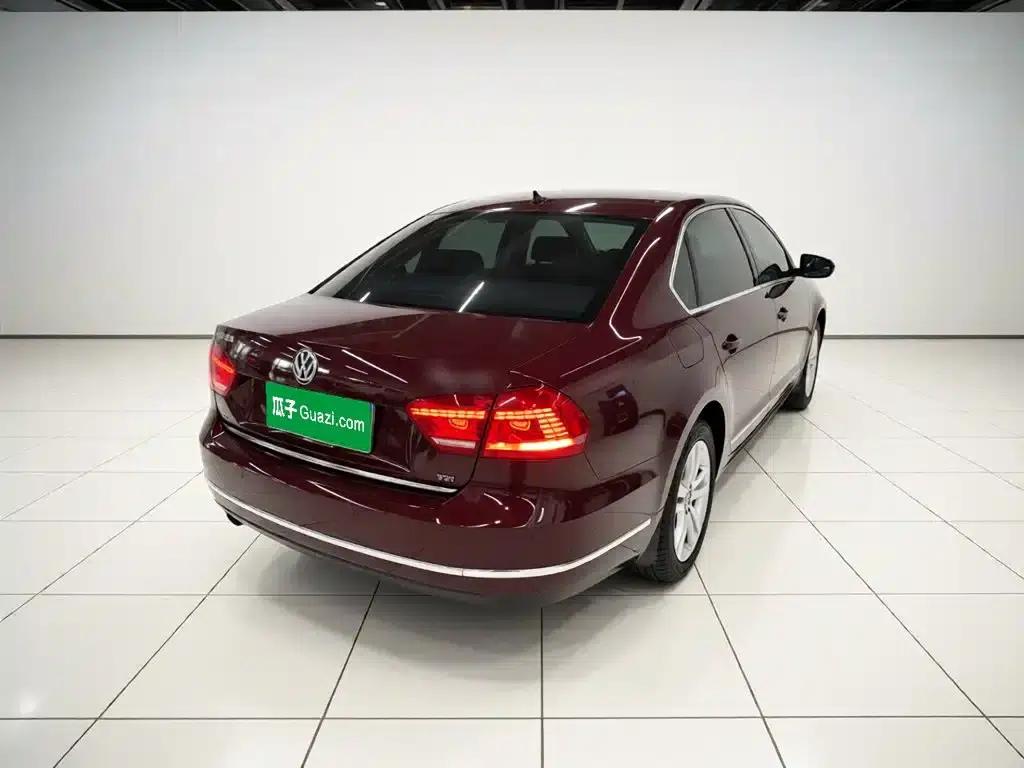 2014 Passat 1.8TSI DSG Royal Edition — миниатюра 5