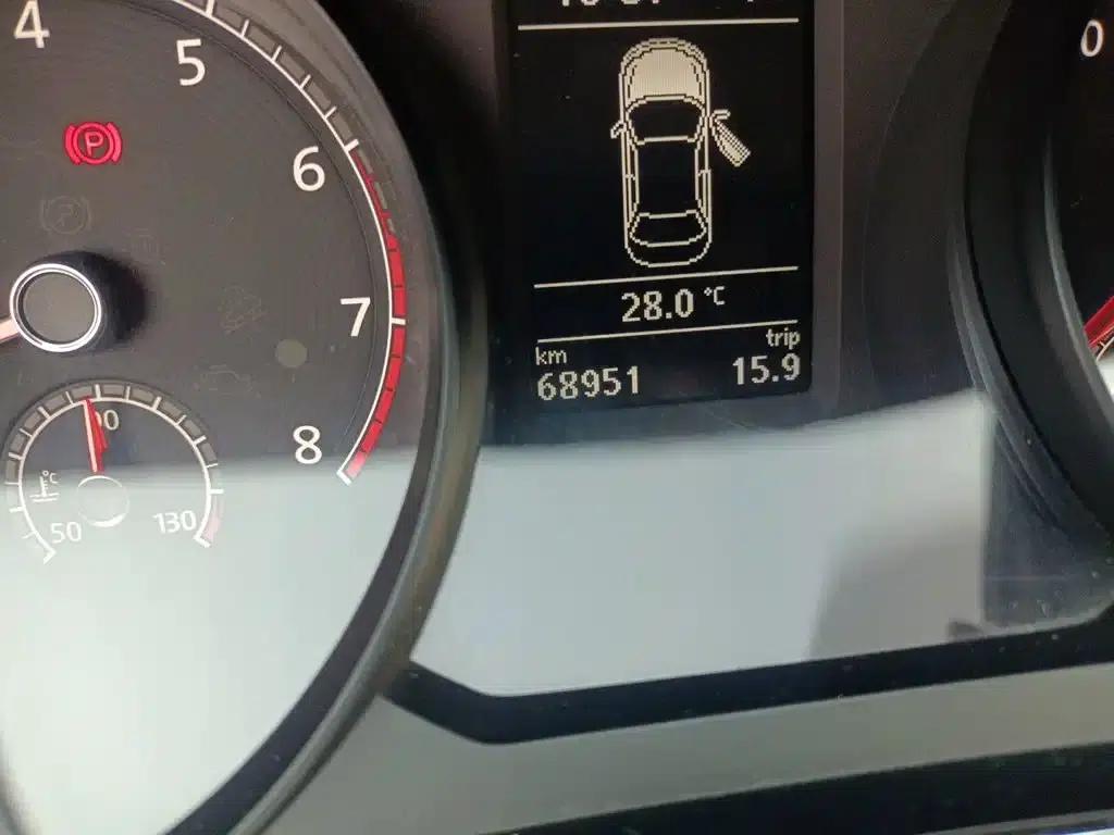 2017 Passat 330TSI DSG Premium Edition — миниатюра 5