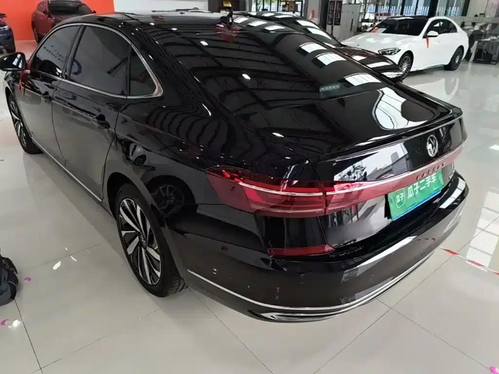 2025 Passat Outstanding Edition 380TSI Dragon Edition — миниатюра 5