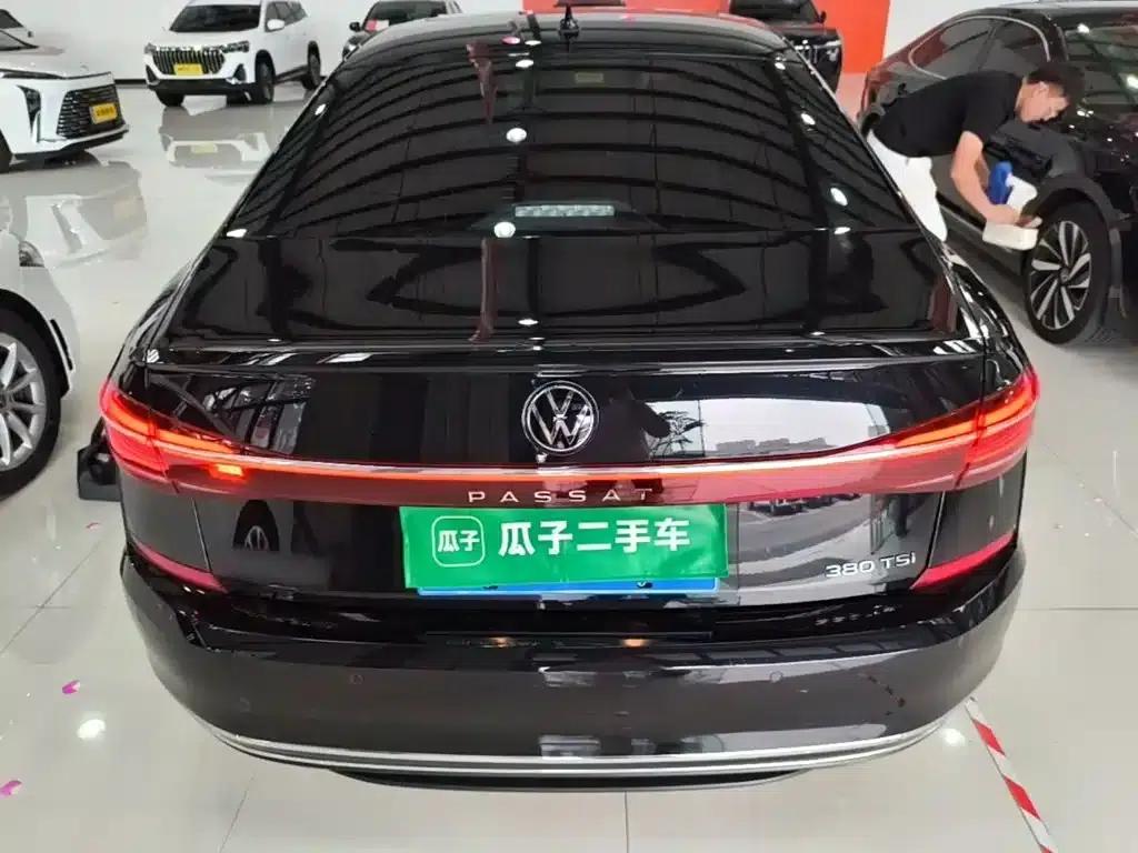 2025 Passat Outstanding Edition 380TSI Dragon Edition — миниатюра 6