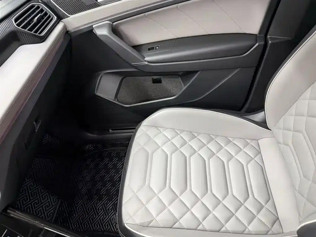 Tayron 2023 280TSI 2WD Luxury Plus Advanced Edition — миниатюра 13