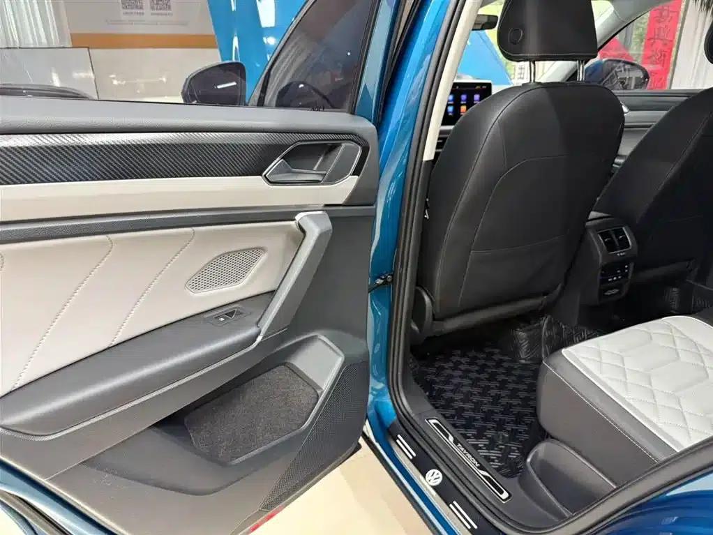 Tayron 2023 280TSI 2WD Luxury Plus Advanced Edition — миниатюра 17