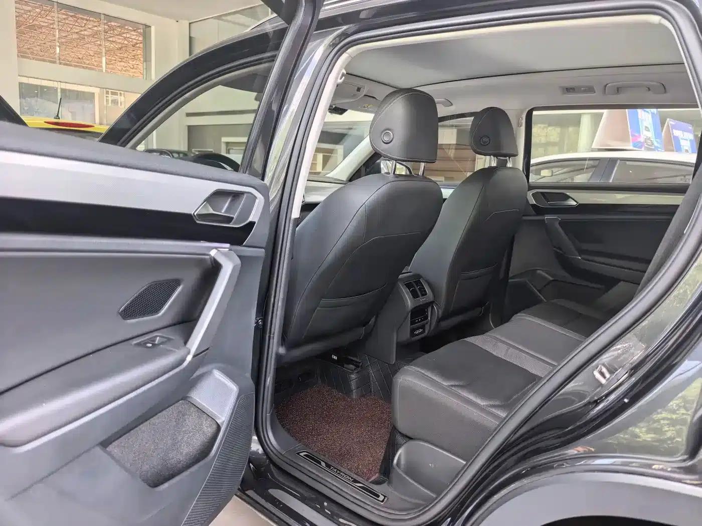 Tayron 2022 330TSI 2WD Luxury Intelligent Connected Edition Plus — миниатюра 8