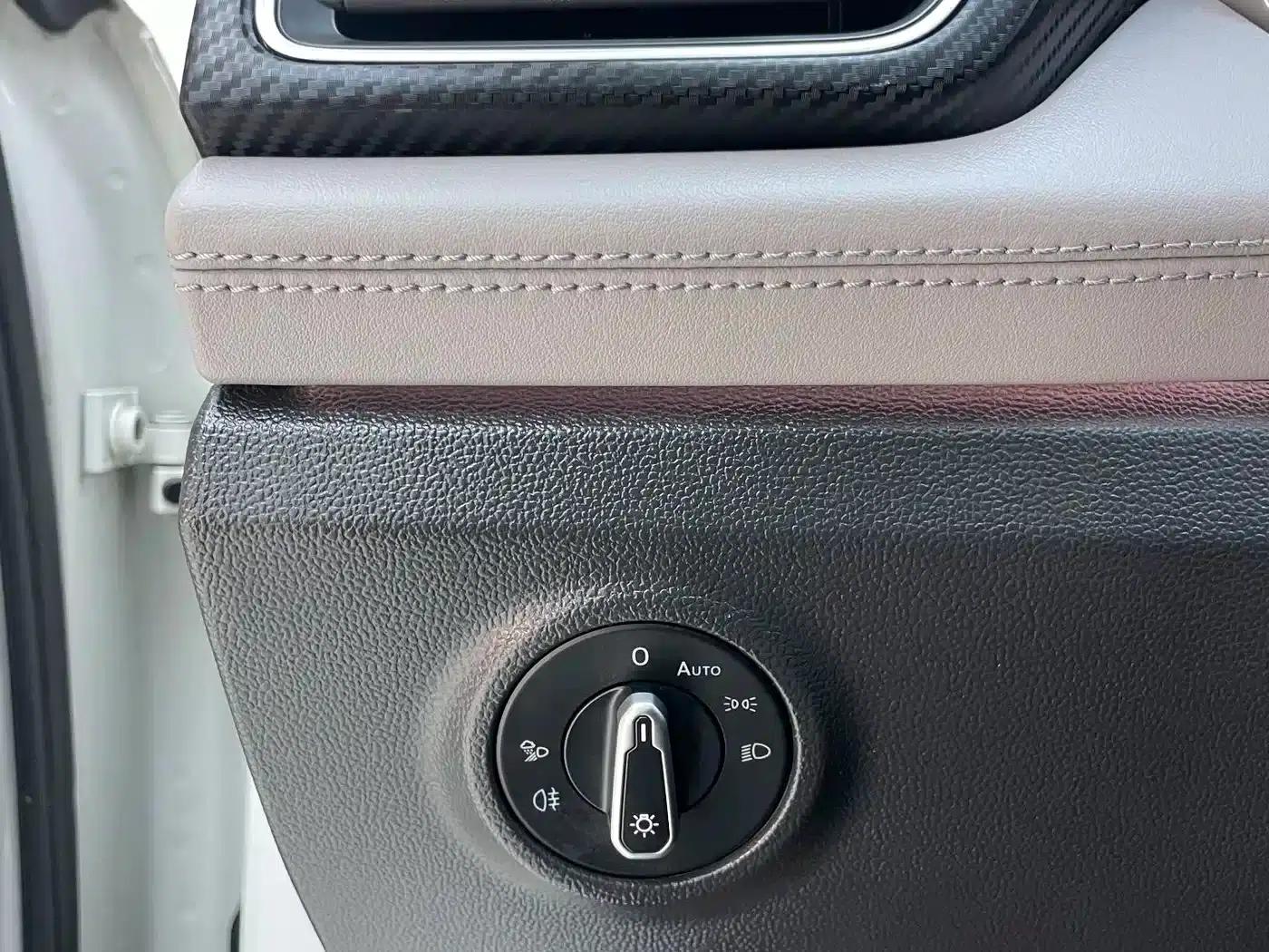 Tayron 2023 280TSI 2WD Luxury Plus Advanced Edition — миниатюра 14