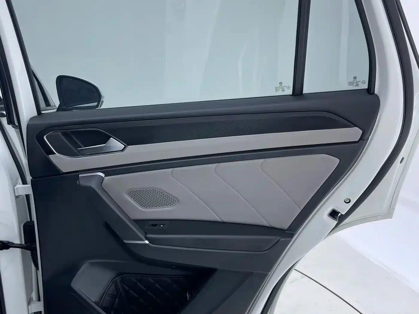 Tayron 2023 280TSI 2WD Luxury Plus Advanced Edition — миниатюра 20