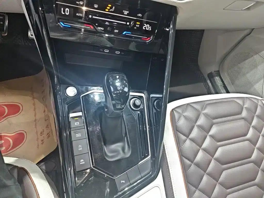 Tayron 2023 330TSI 2WD Luxury Plus Advanced Edition — миниатюра 14