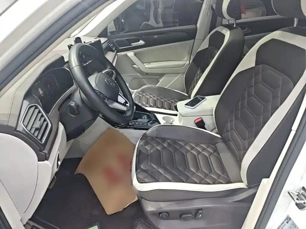 Tayron 2023 330TSI 2WD Luxury Plus Advanced Edition — миниатюра 15