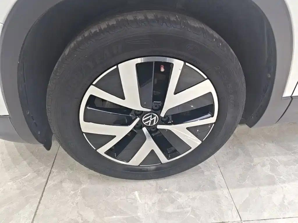 Tayron 2023 330TSI 2WD Luxury Plus Advanced Edition — миниатюра 23