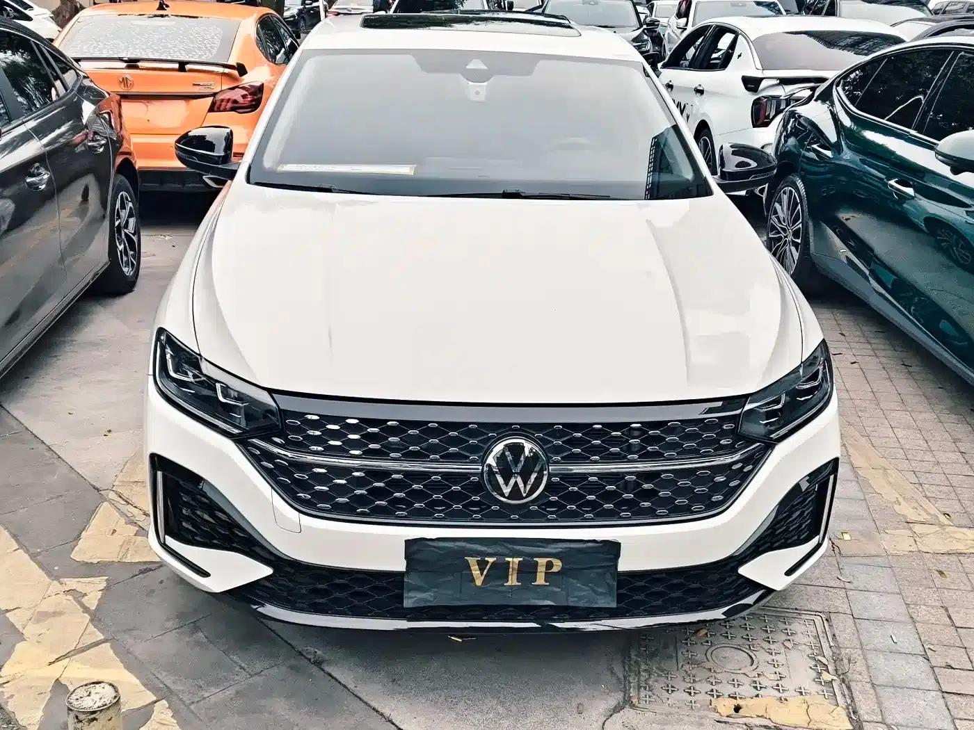 2024 Volkswagen Lavida 300TSI DSG Starry Sky Edition — миниатюра 2
