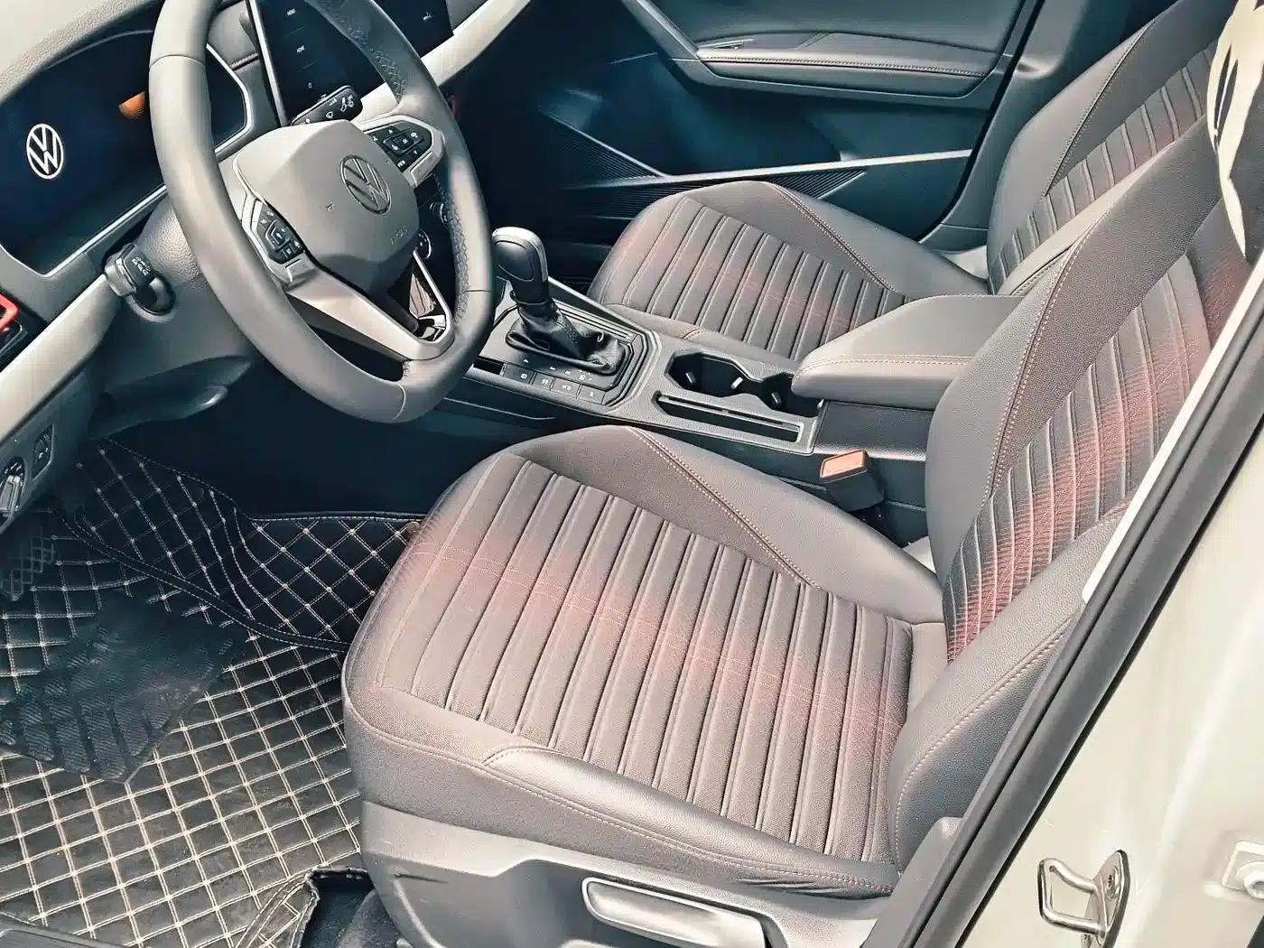 2024 Volkswagen Lavida 300TSI DSG Starry Sky Edition — миниатюра 4