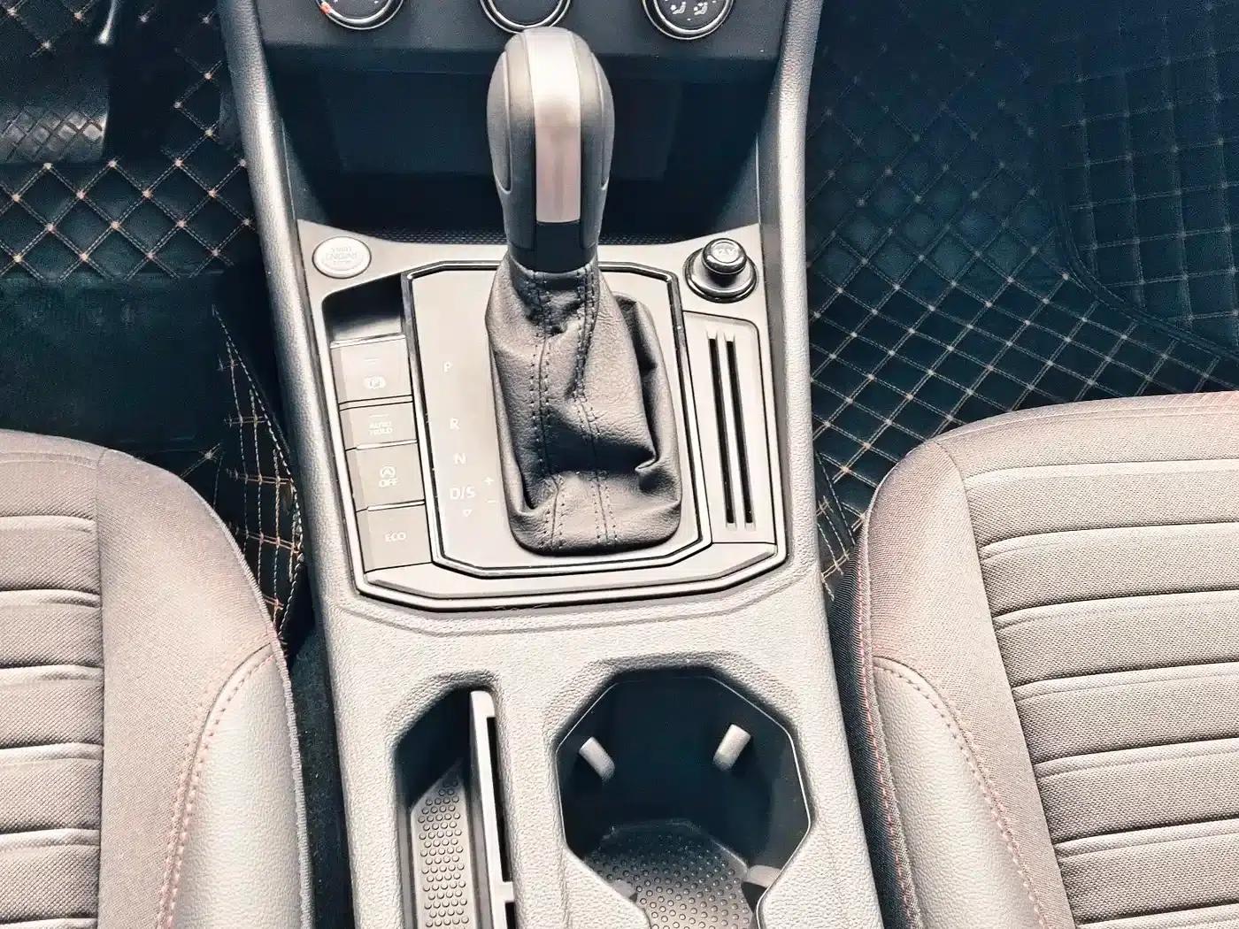 2024 Volkswagen Lavida 300TSI DSG Starry Sky Edition — миниатюра 7