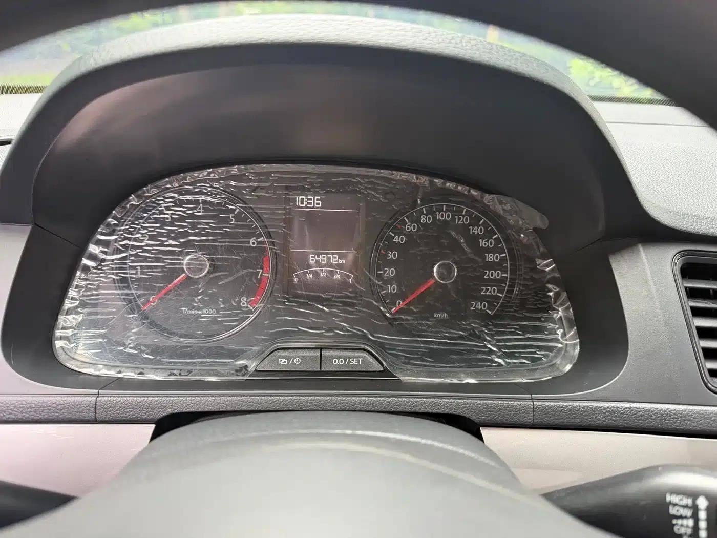 2013 Volkswagen Lavida Classic Facelift 1.6L Manual Comfort Edition — миниатюра 12