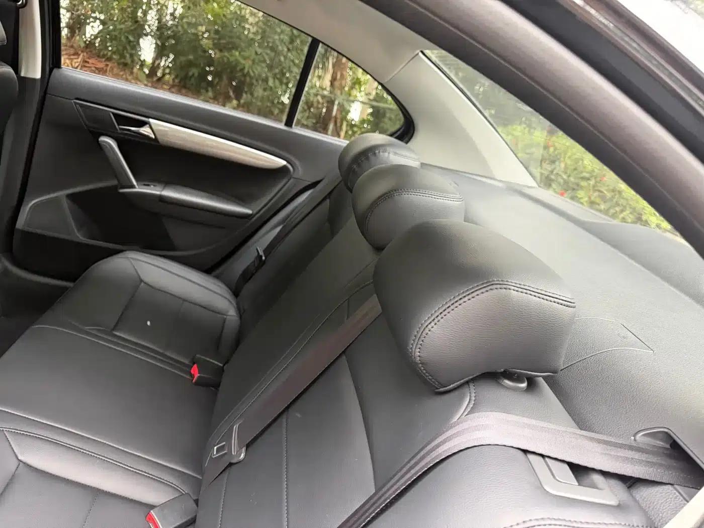 2013 Volkswagen Lavida Classic Facelift 1.6L Manual Comfort Edition — миниатюра 23