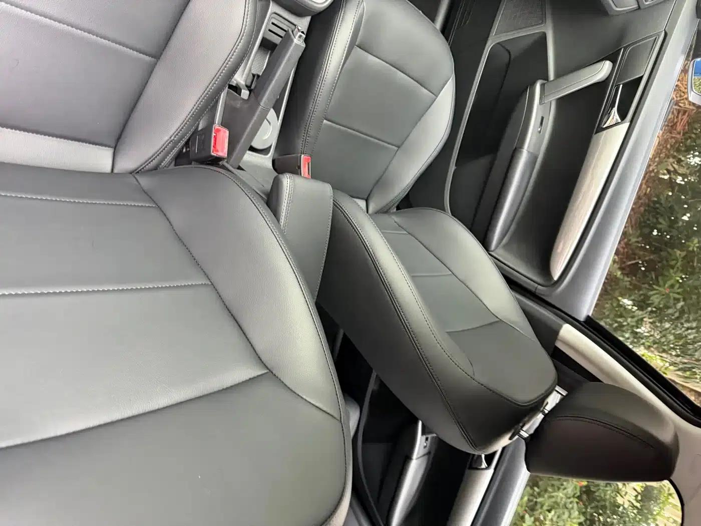 2013 Volkswagen Lavida Classic Facelift 1.6L Manual Comfort Edition — миниатюра 26