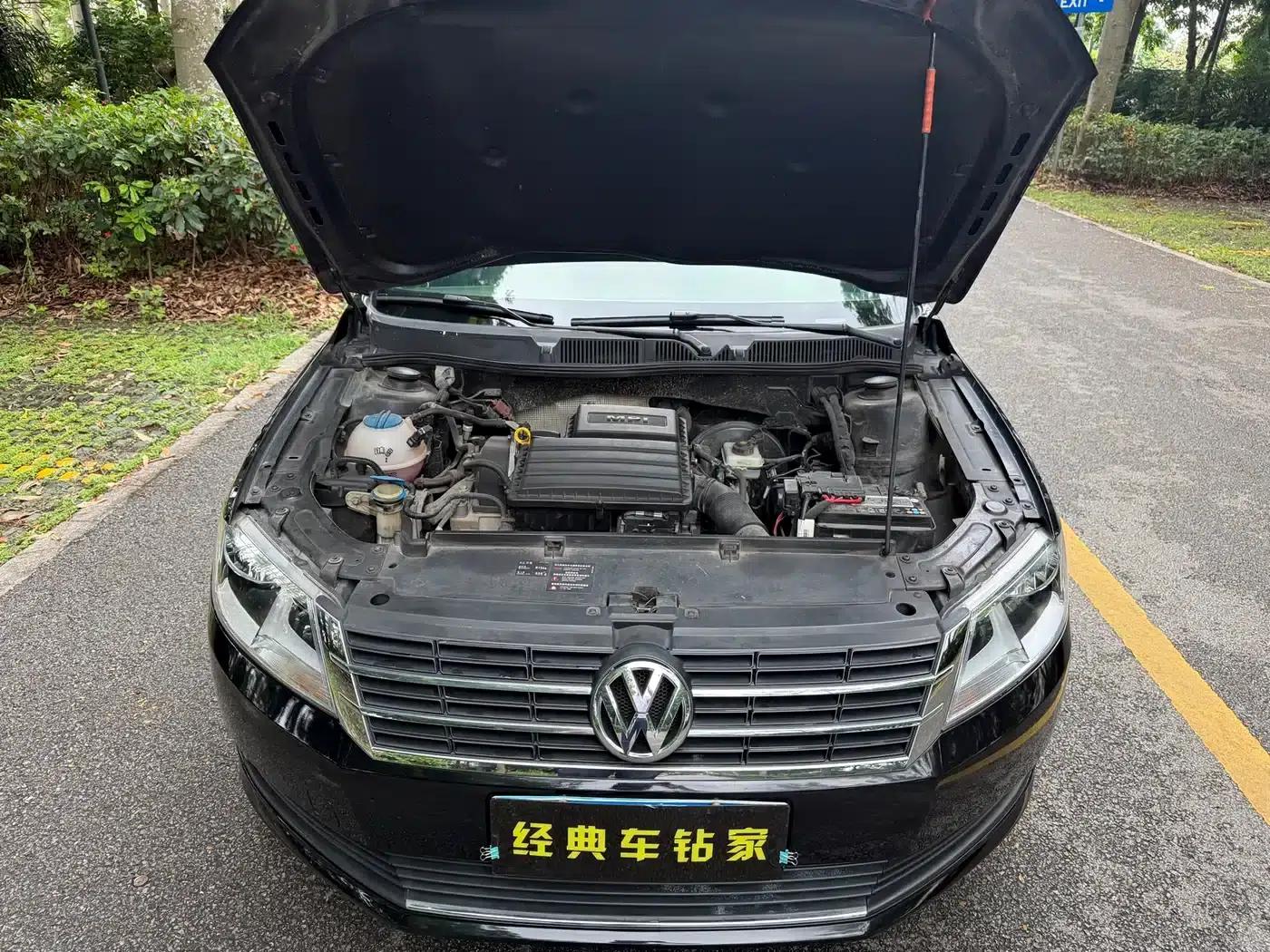 2013 Volkswagen Lavida Classic Facelift 1.6L Manual Comfort Edition — миниатюра 10