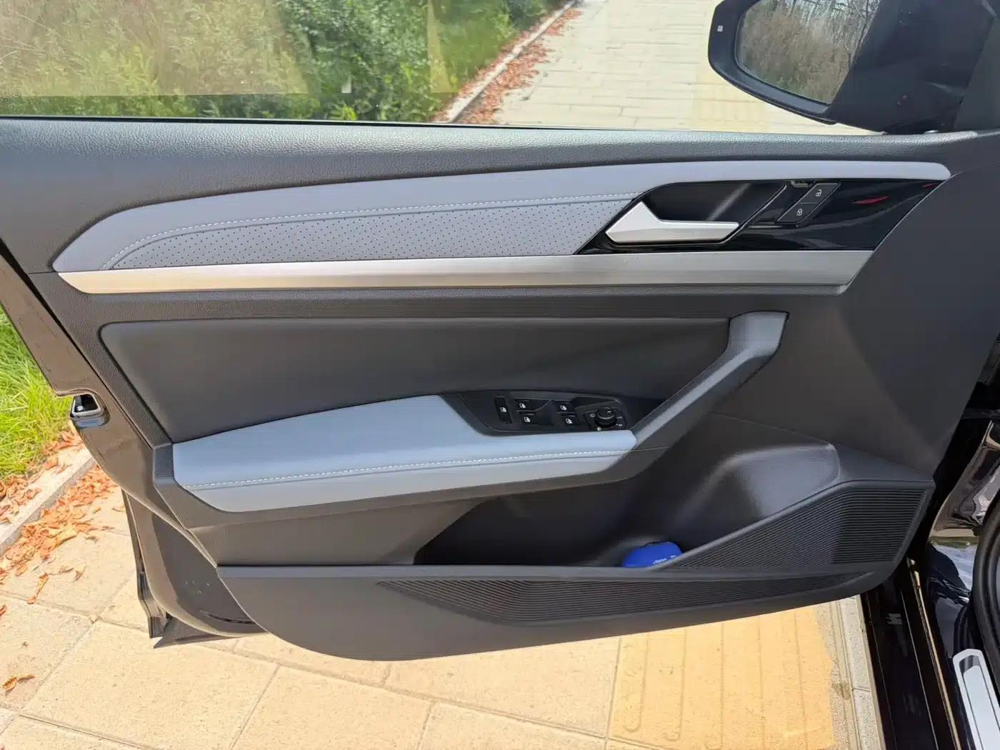 2023 Volkswagen Lavida 1.5L Automatic Starry Sky Five Million Edition — миниатюра 10