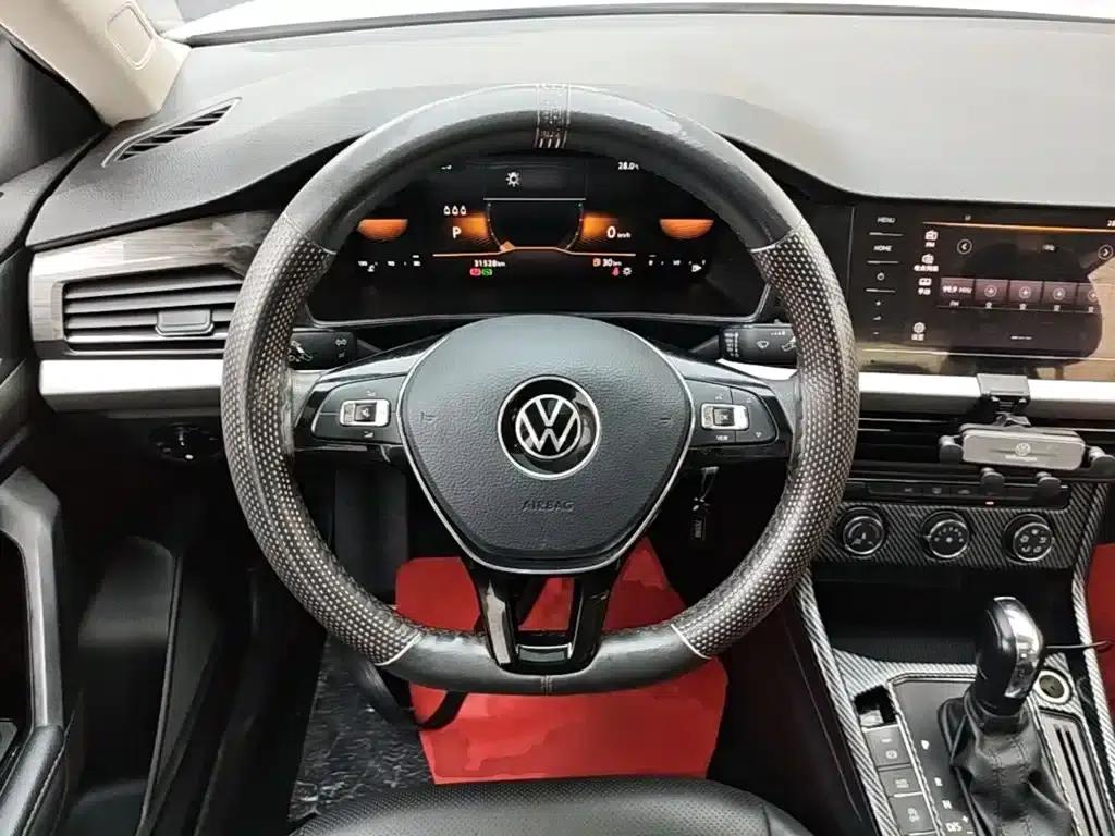 2021 Volkswagen Lavida 1.5L Automatic Comfort Edition — миниатюра 11