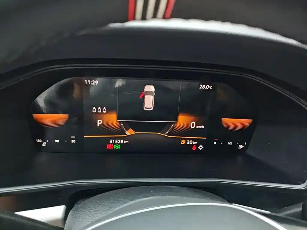 2021 Volkswagen Lavida 1.5L Automatic Comfort Edition — миниатюра 12