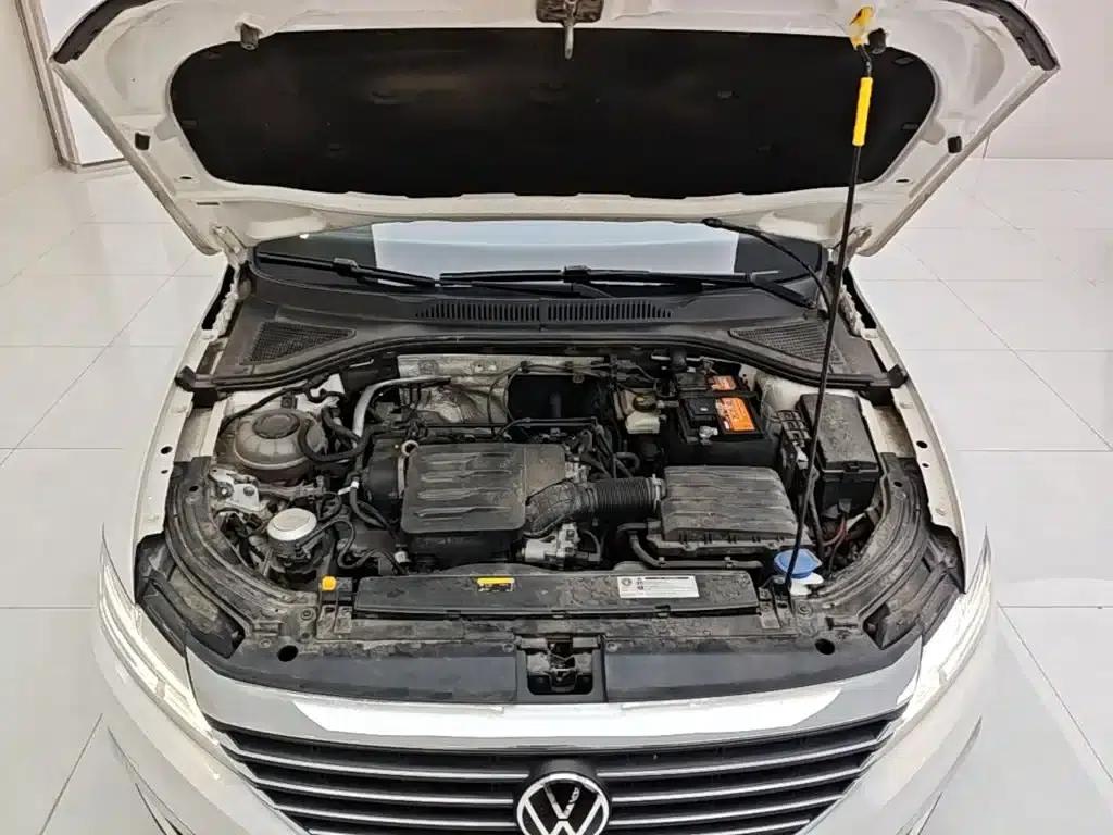 2021 Volkswagen Lavida 1.5L Automatic Comfort Edition — миниатюра 20