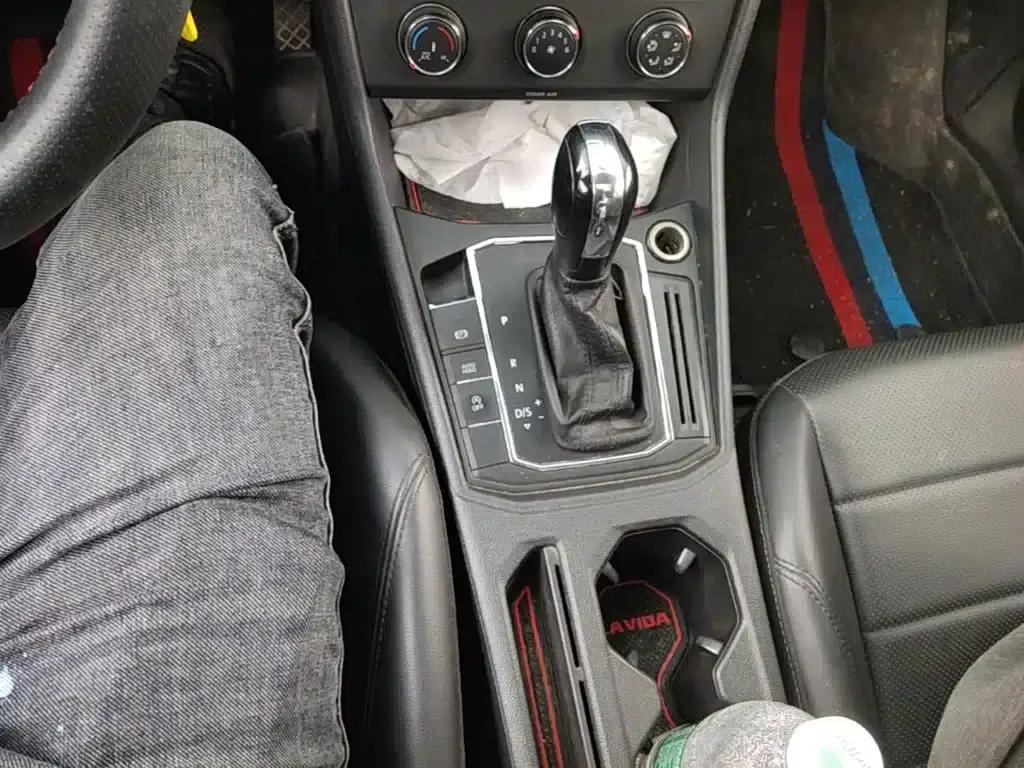 2018 Volkswagen Lavida 1.5L Automatic Comfort Edition (National V Emission Standard) — миниатюра 14
