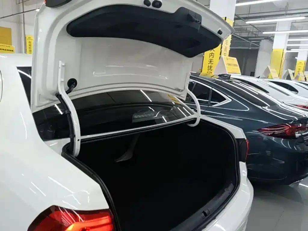 2019 Volkswagen Lavida, Lavida Qihang 1.5L Automatic Comfort Edition (National VI Emission Standard) — миниатюра 19