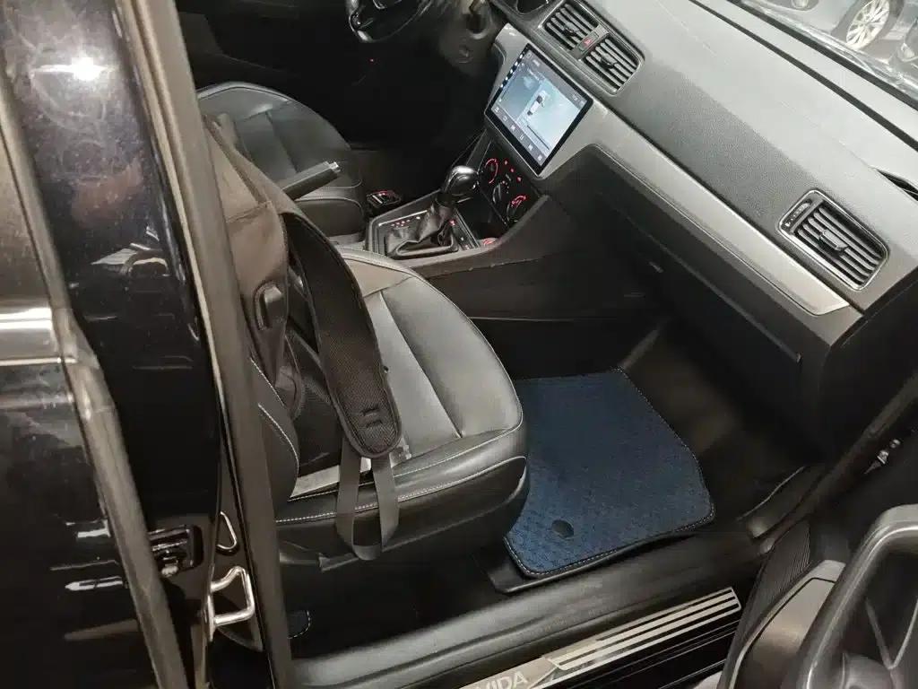 2017 Volkswagen Lavida 1.6L Automatic Comfort Edition — миниатюра 25