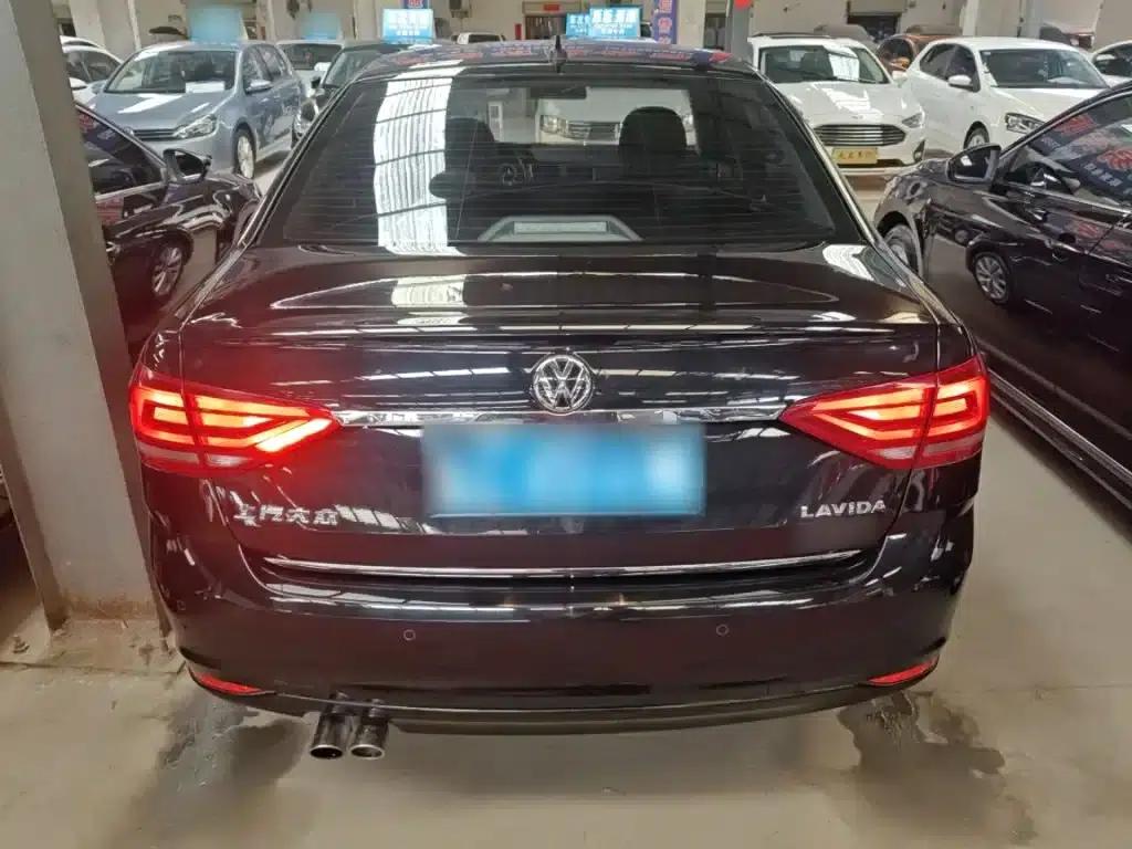 2017 Volkswagen Lavida 1.6L Automatic Comfort Edition — миниатюра 6