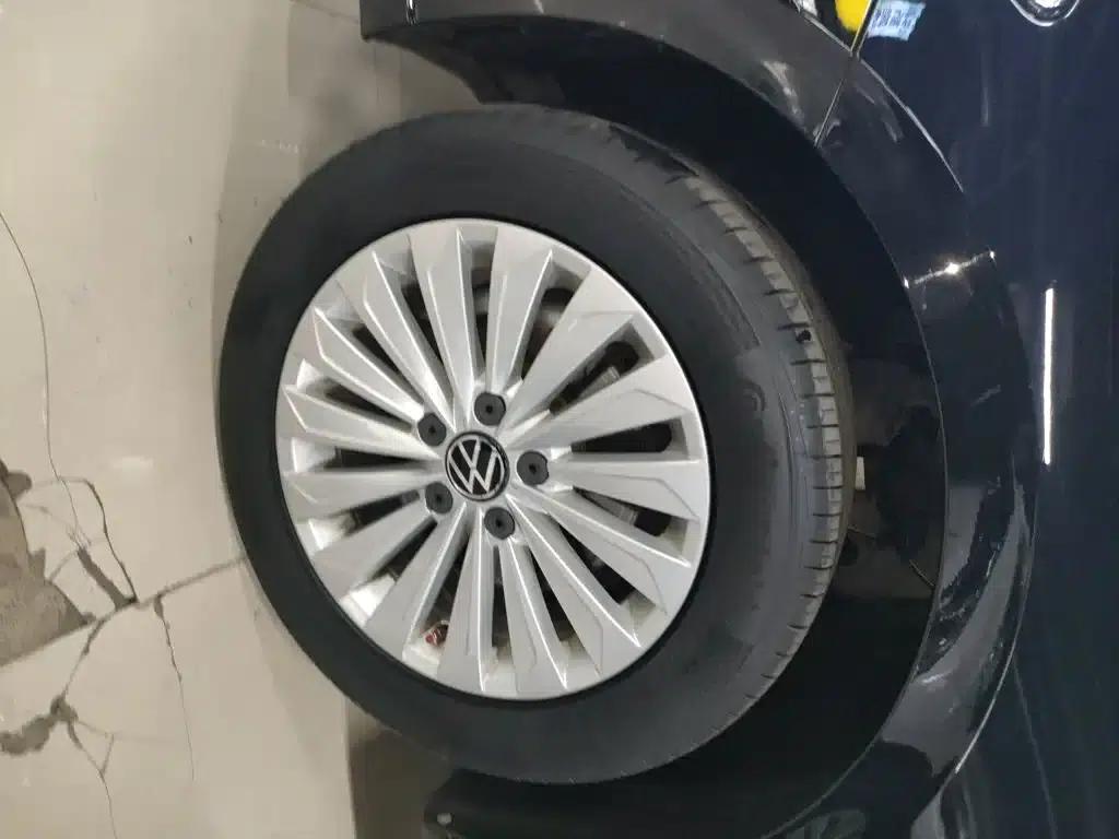 2021 Volkswagen Lavida 280TSI DSG Comfort Edition — миниатюра 25
