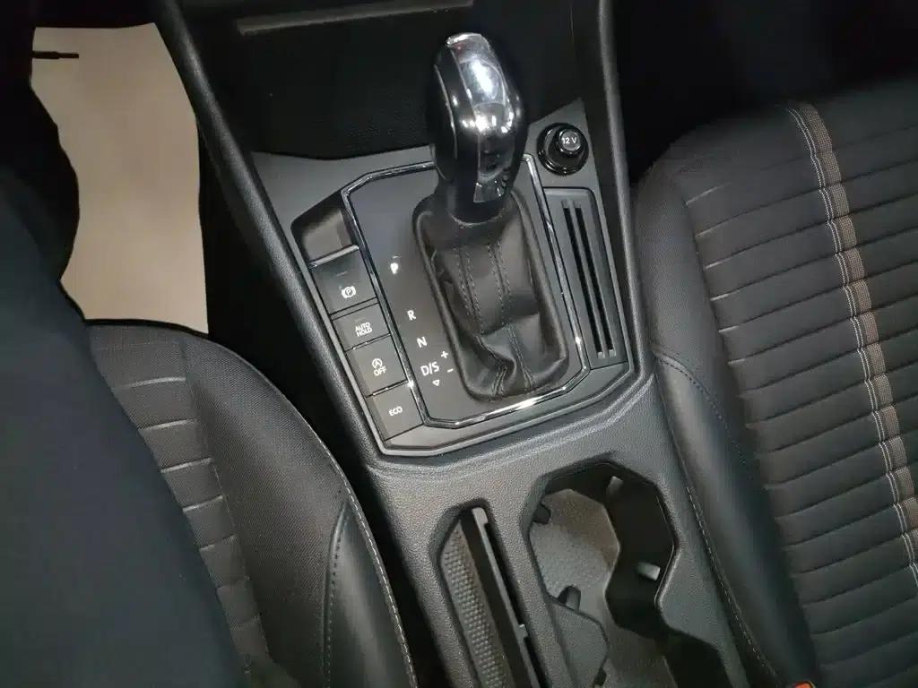 2021 Volkswagen Lavida 280TSI DSG Comfort Edition — миниатюра 10