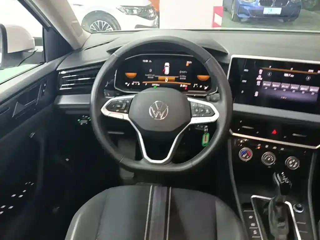 2024 Volkswagen Sagitar 200TSI DSG Flying Edition — миниатюра 11