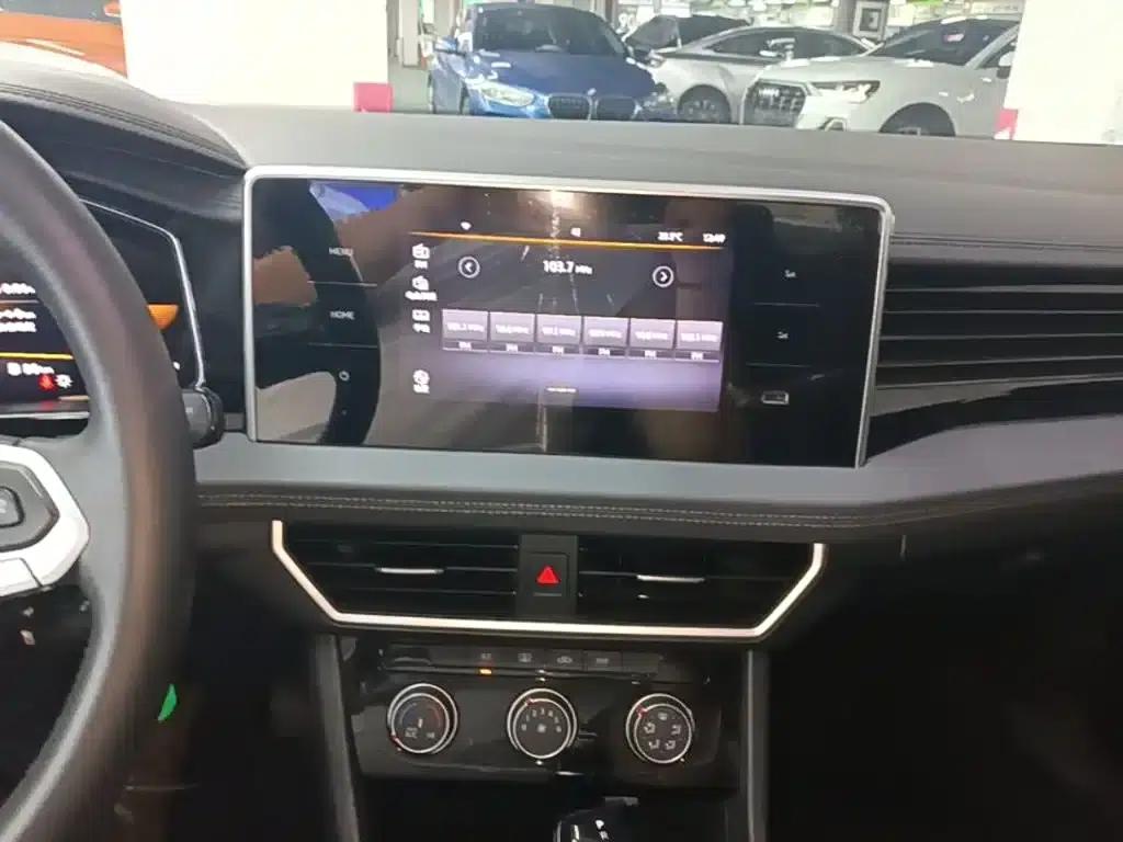 2024 Volkswagen Sagitar 200TSI DSG Flying Edition — миниатюра 13