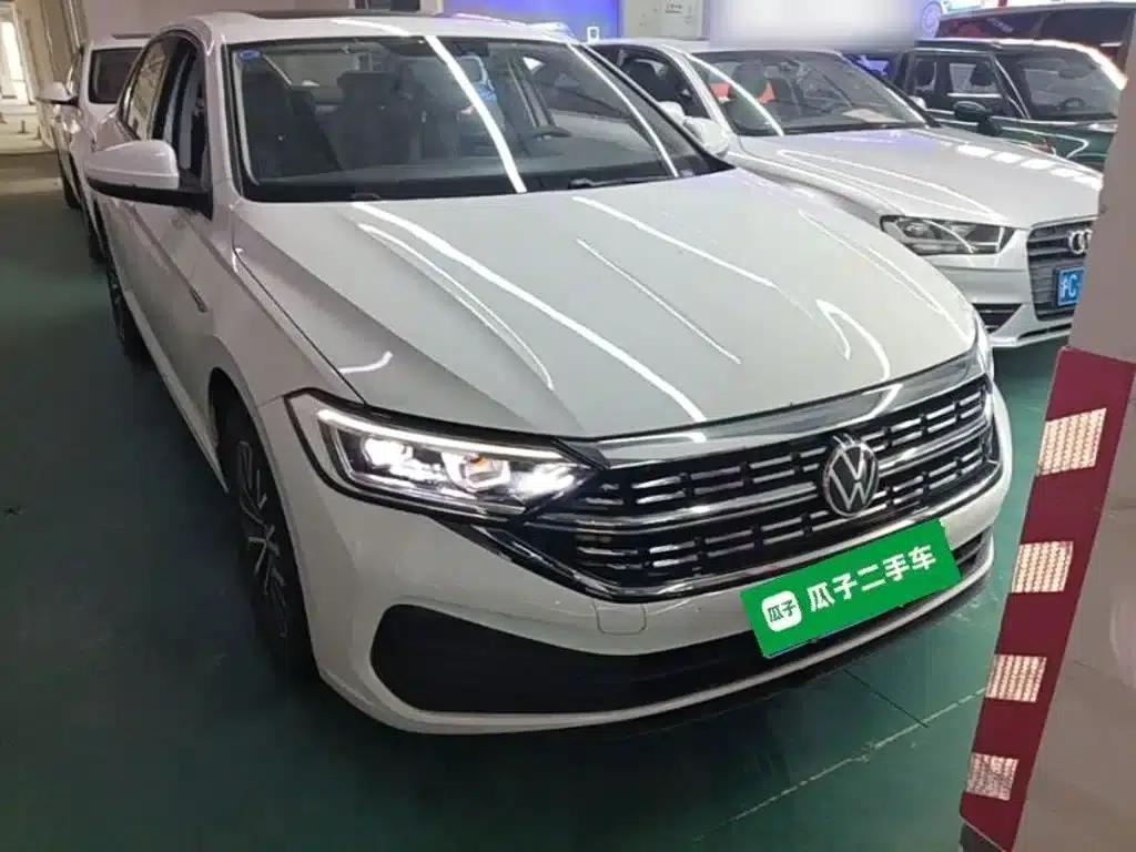 2024 Volkswagen Sagitar 200TSI DSG Flying Edition — миниатюра 3