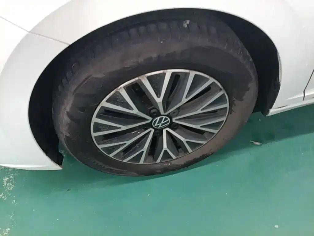 2024 Volkswagen Sagitar 200TSI DSG Flying Edition — миниатюра 23