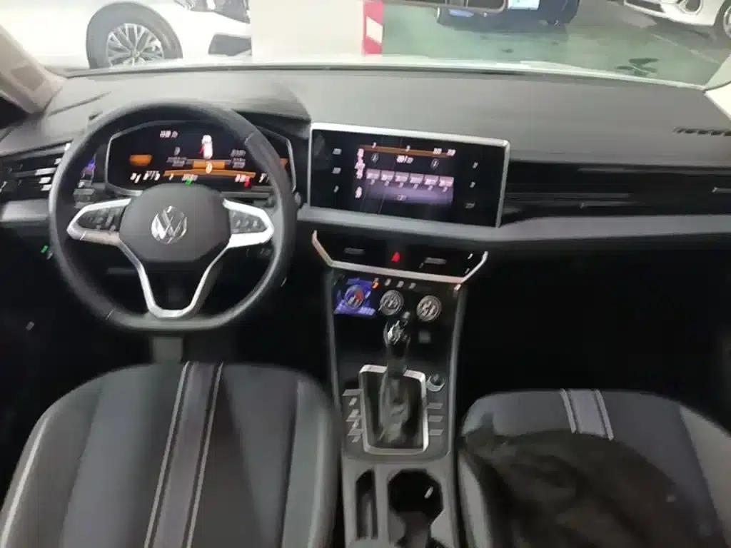 2024 Volkswagen Sagitar 200TSI DSG Flying Edition — миниатюра 10