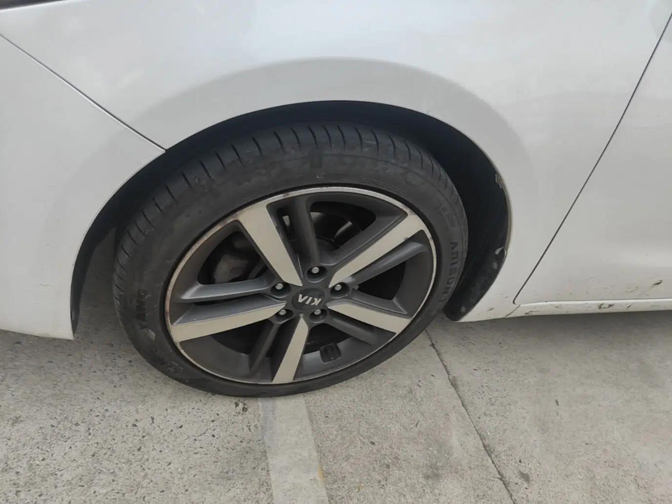 Kia K3 2016 1.6L Automatic GLS — миниатюра 10