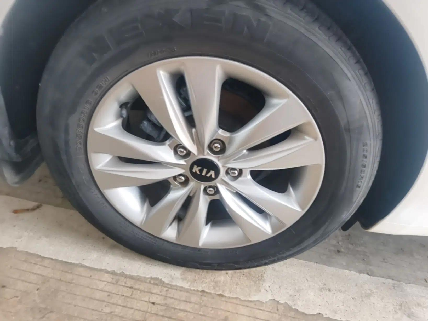 Kia K4 2014 1.8L Automatic GLS — миниатюра 11