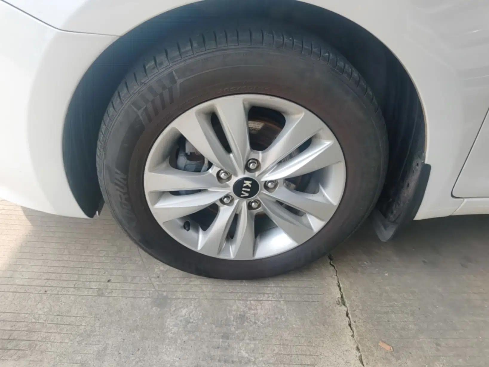Kia K4 2014 1.8L Automatic GLS — миниатюра 10