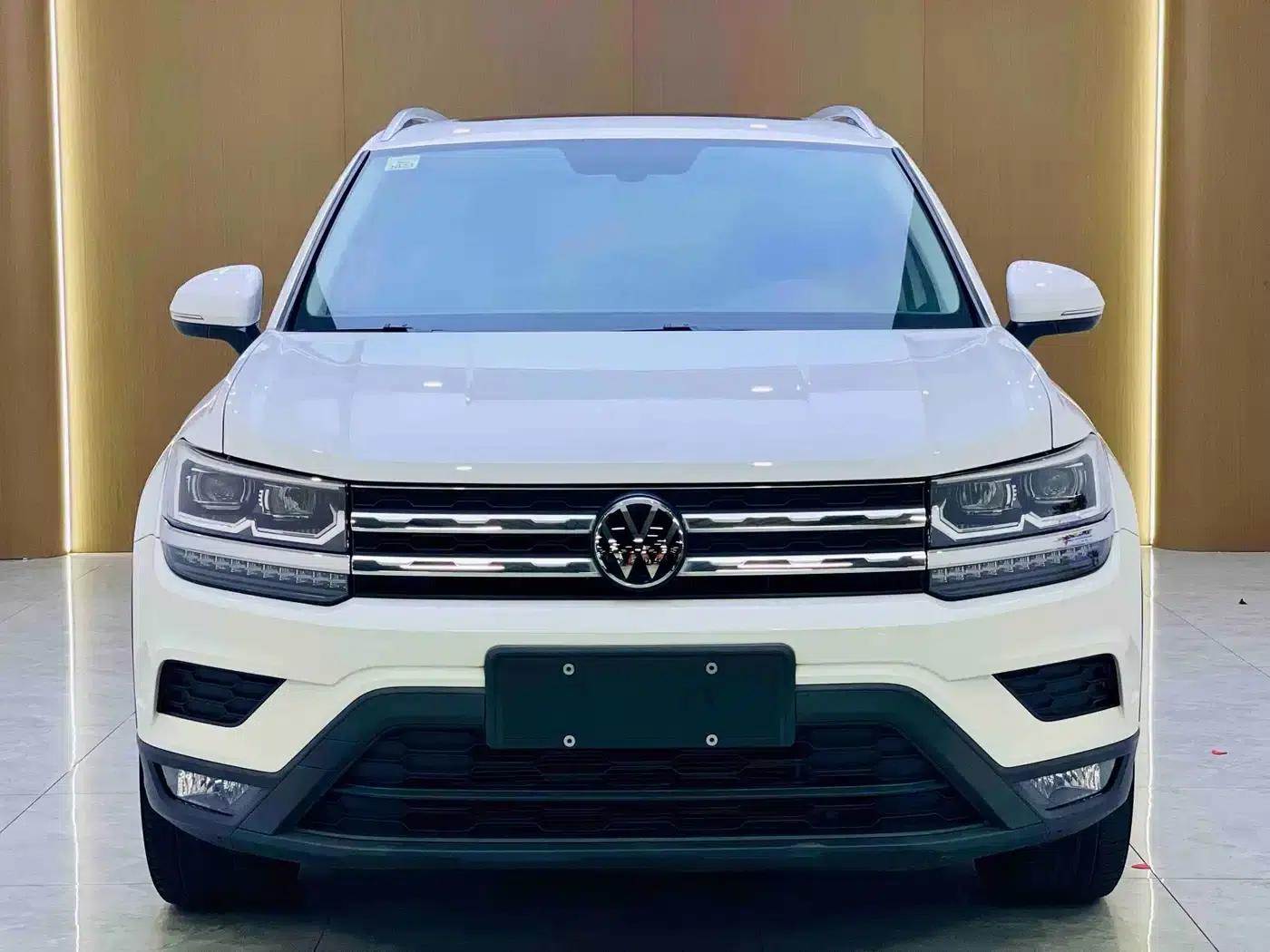 Tharu 2021 280TSI 2WD Luxury Edition — миниатюра 2