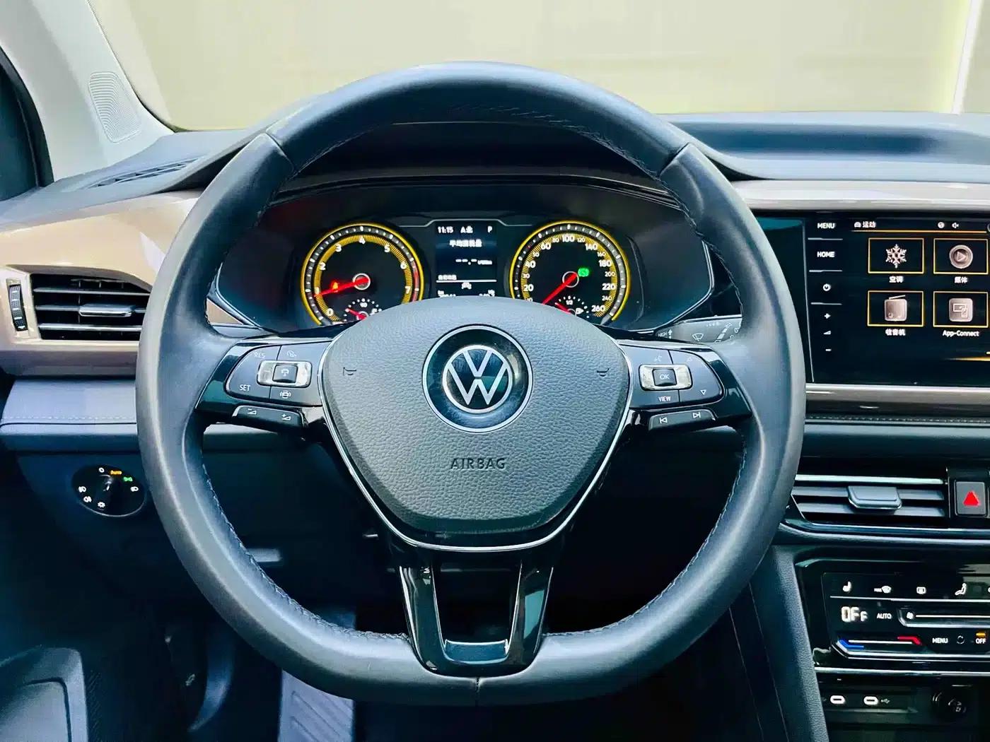 Tharu 2021 280TSI 2WD Luxury Edition — миниатюра 13