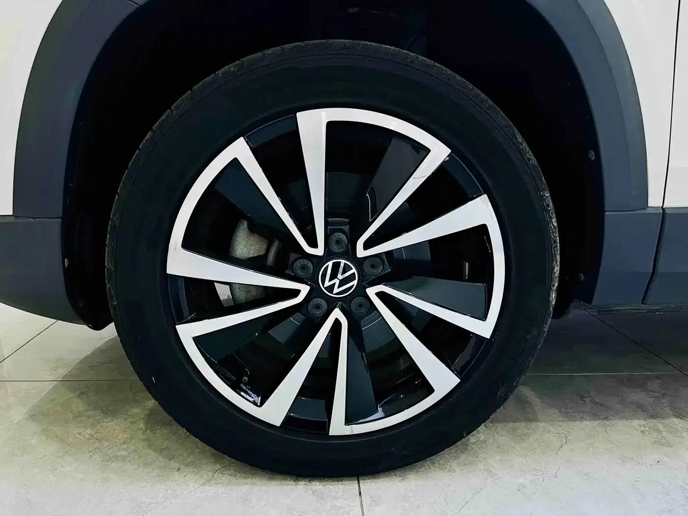 Tharu 2021 280TSI 2WD Luxury Edition — миниатюра 8