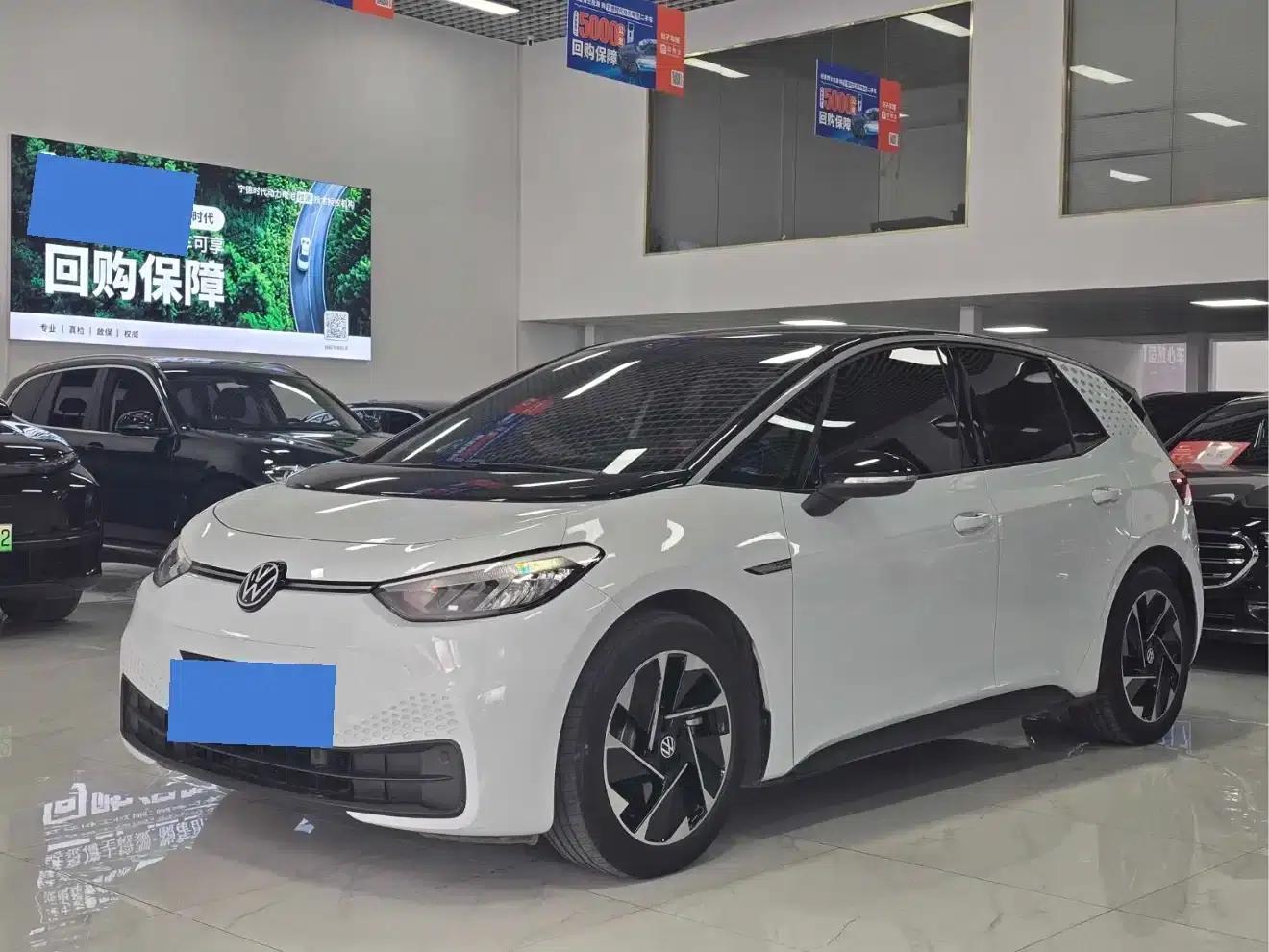 Volkswagen ID.3 2023 Pure Smart Edition — миниатюра 1