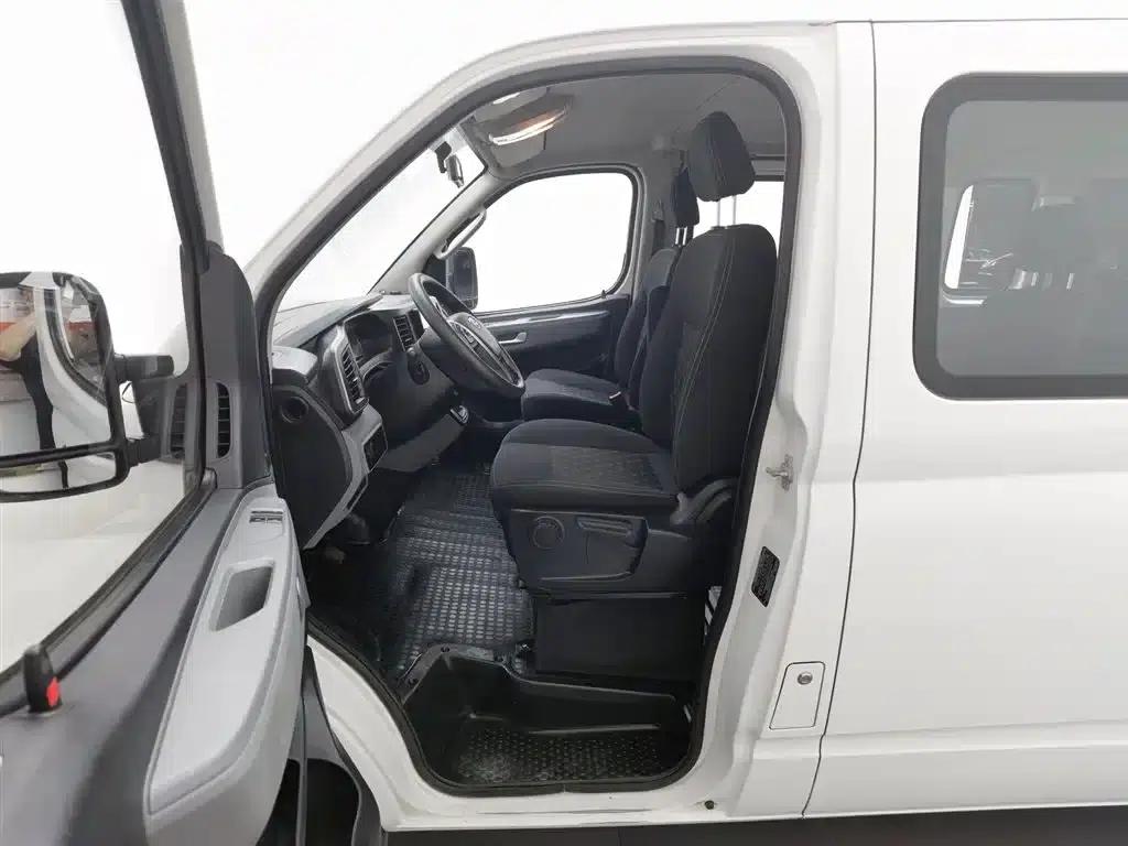 Xintu V80 2023 2.0T Manual Classic Aoyuntong Long Wheelbase Ultra-Low Roof 6/7/8/9 Seats — миниатюра 10