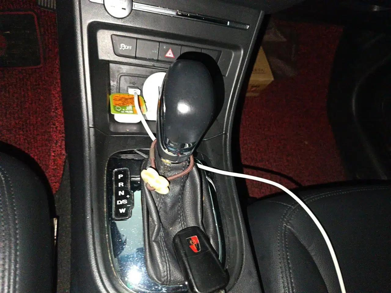 Roewe 360 2017 1.5L Automatic Luxury Edition — миниатюра 14