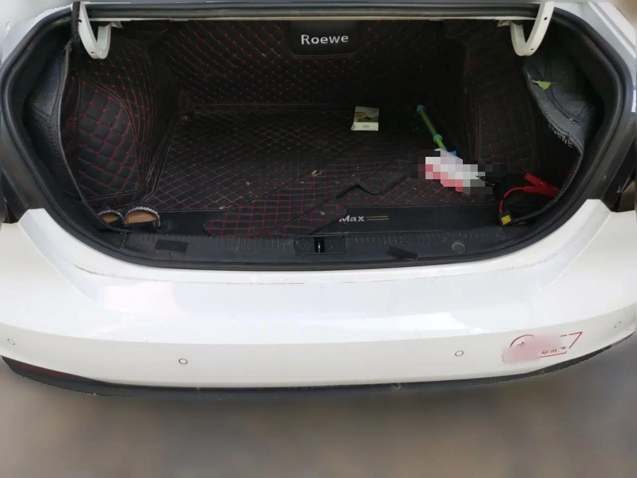 Roewe i6 MAX 2020 300TGI Automatic Cool & Stylish Skyroof Edition — миниатюра 19
