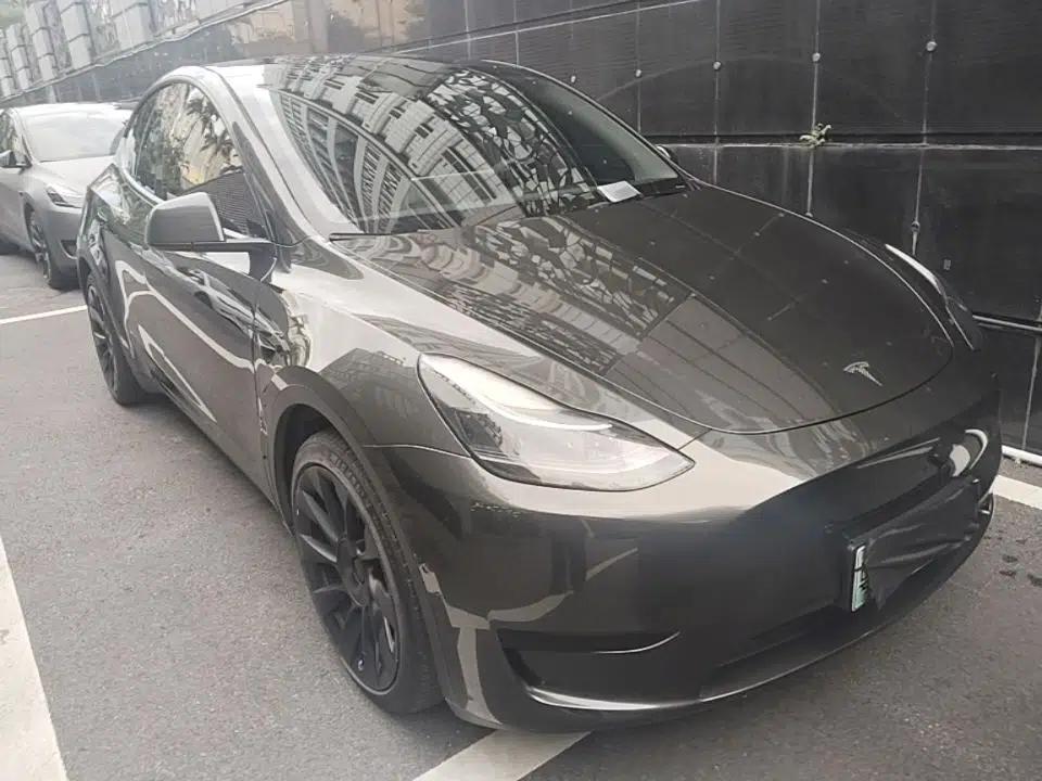 Tesla Model Y 2022 Rear-Wheel-Drive Version — миниатюра 3