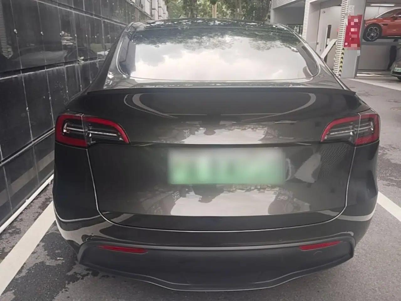 Tesla Model Y 2022 Rear-Wheel-Drive Version — миниатюра 5