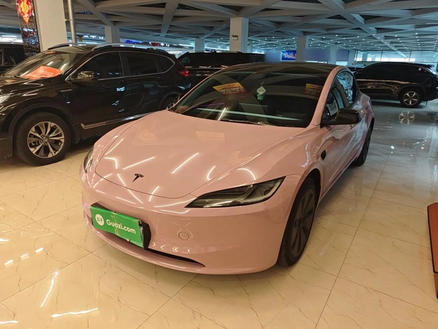 Tesla Model 3 2023 Rear-Wheel-Drive Version — миниатюра 1