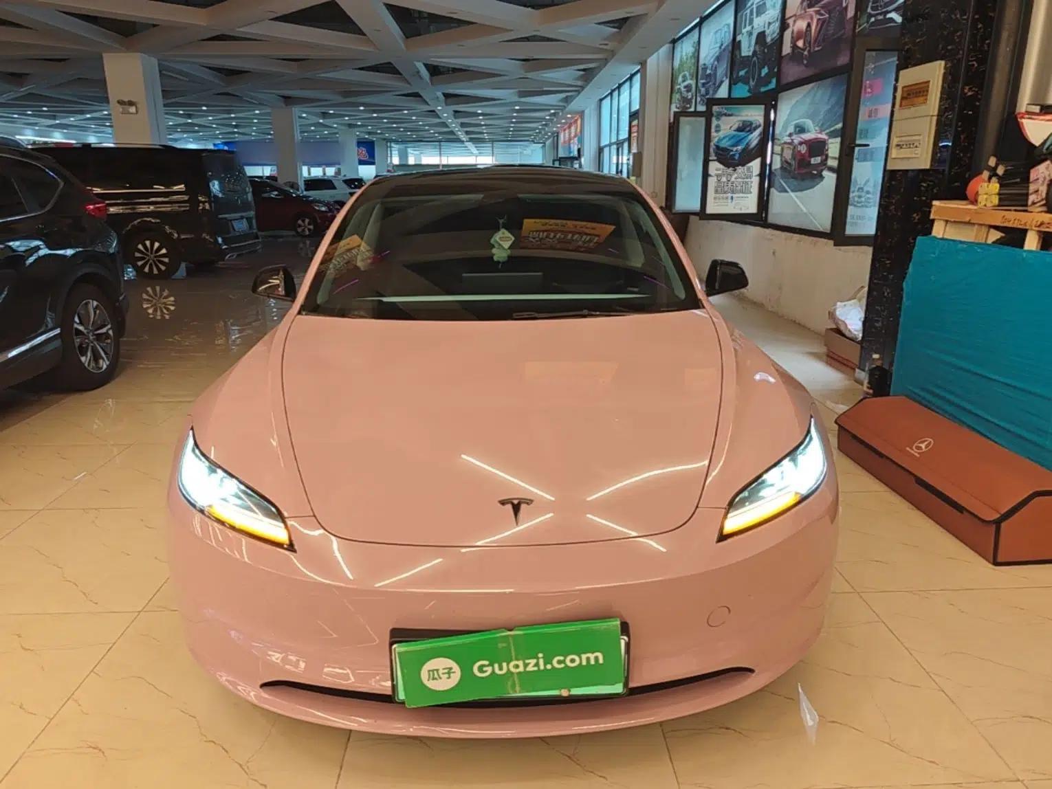 Tesla Model 3 2023 Rear-Wheel-Drive Version — миниатюра 2