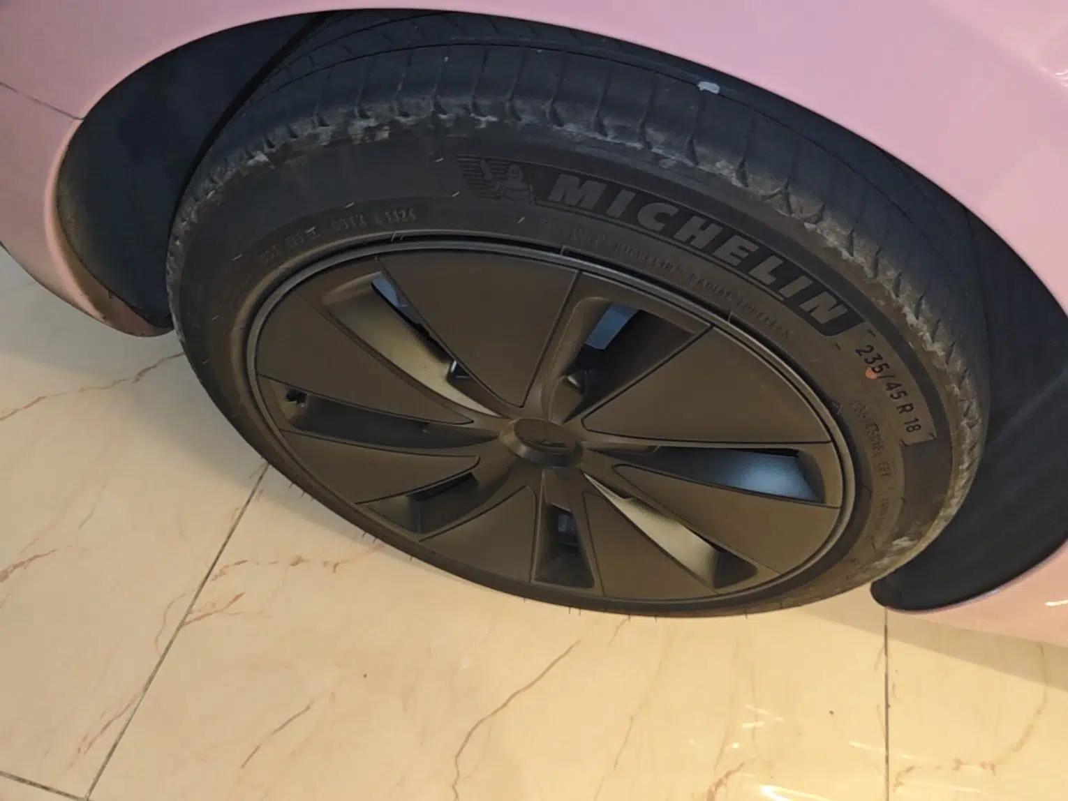 Tesla Model 3 2023 Rear-Wheel-Drive Version — миниатюра 11