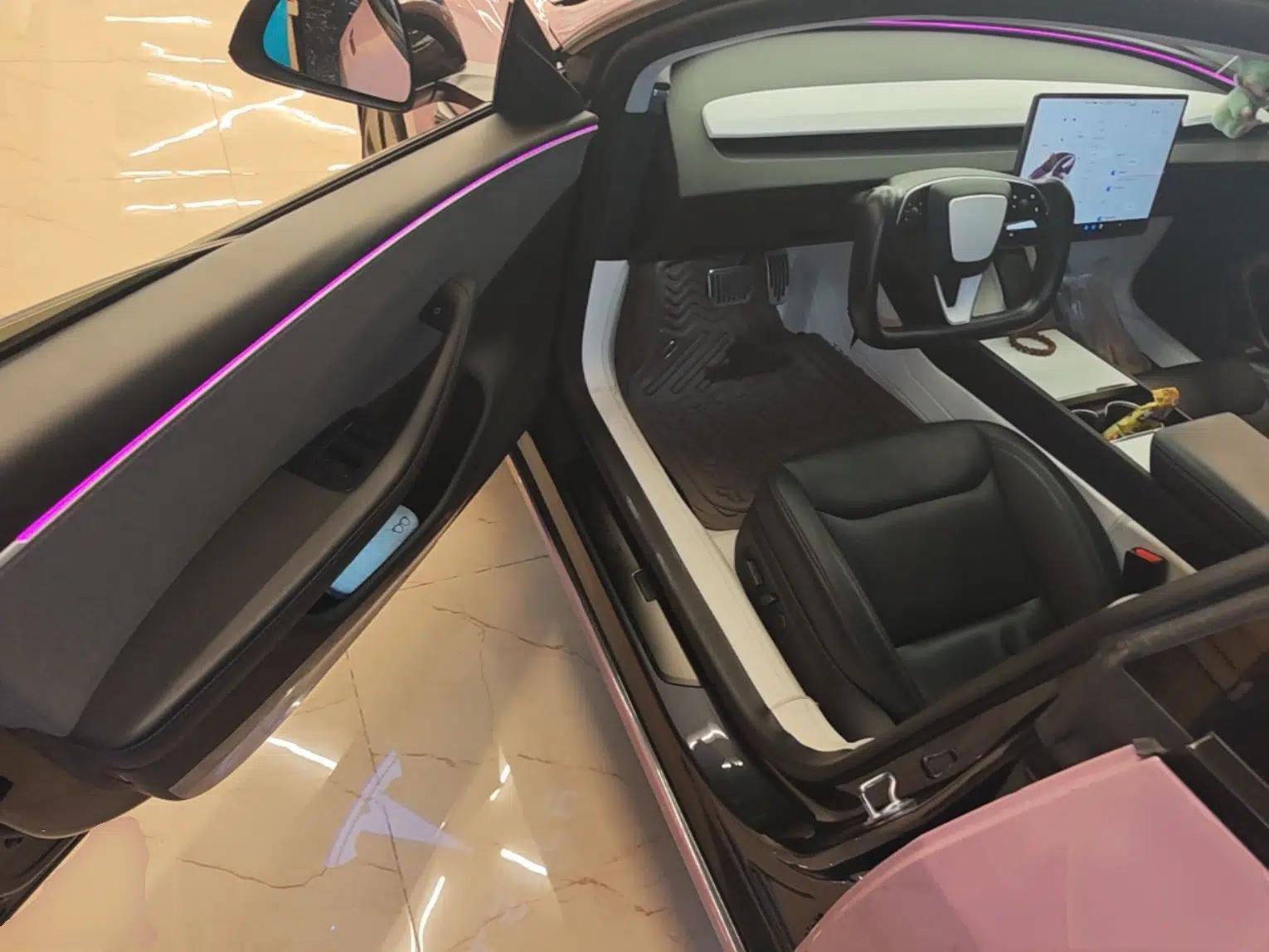 Tesla Model 3 2023 Rear-Wheel-Drive Version — миниатюра 18